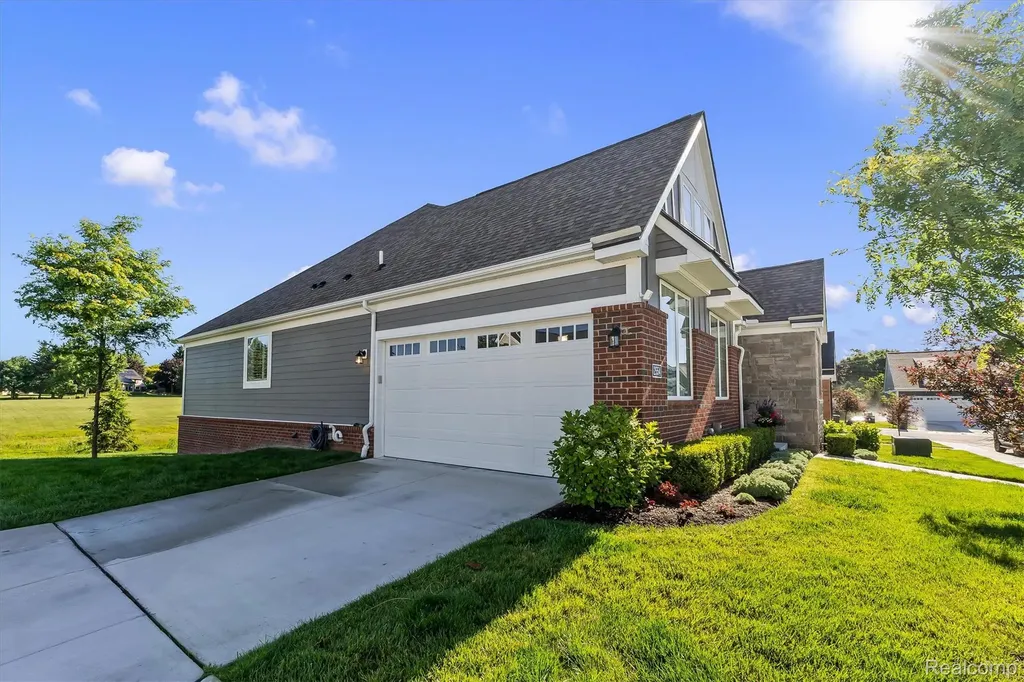 2554 Middleton Street Rochester Hills City MI 48309