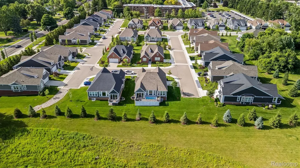 2554 Middleton Street Rochester Hills City MI 48309