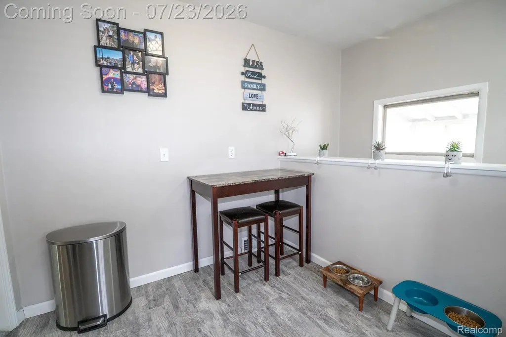 1582 Berkshire Street Westland City MI 48186