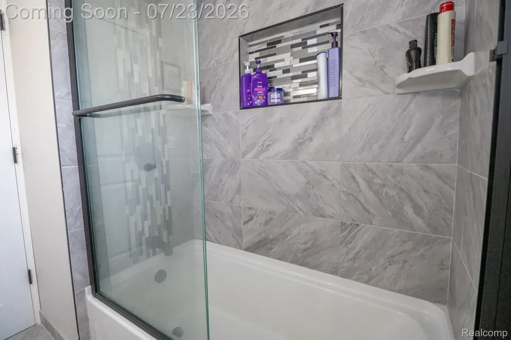 1582 Berkshire Street Westland City MI 48186
