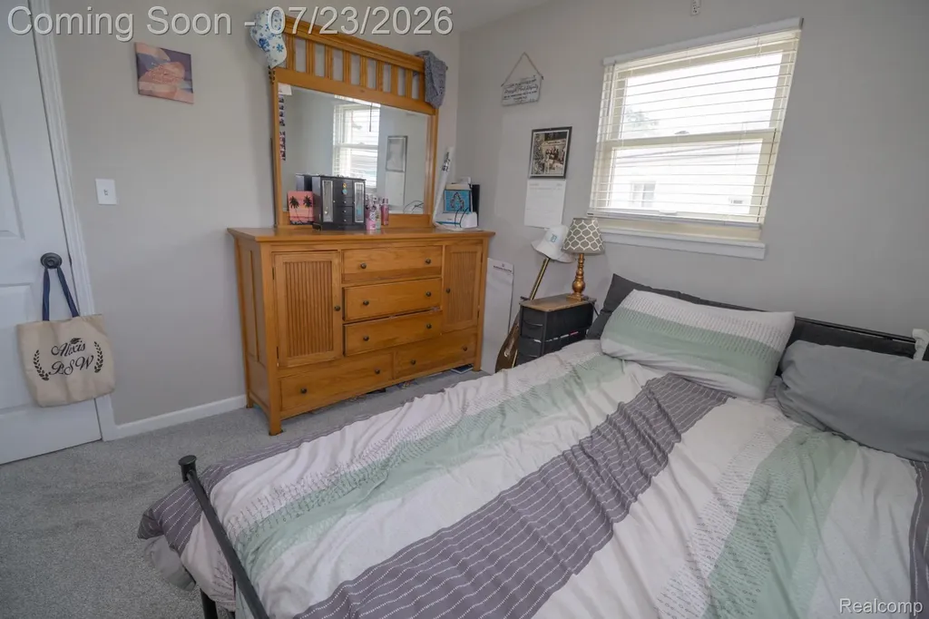 1582 Berkshire Street Westland City MI 48186