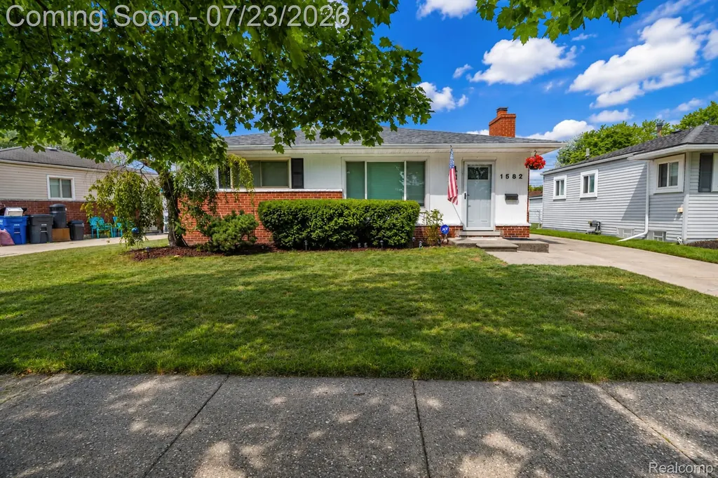1582 Berkshire Street Westland City MI 48186