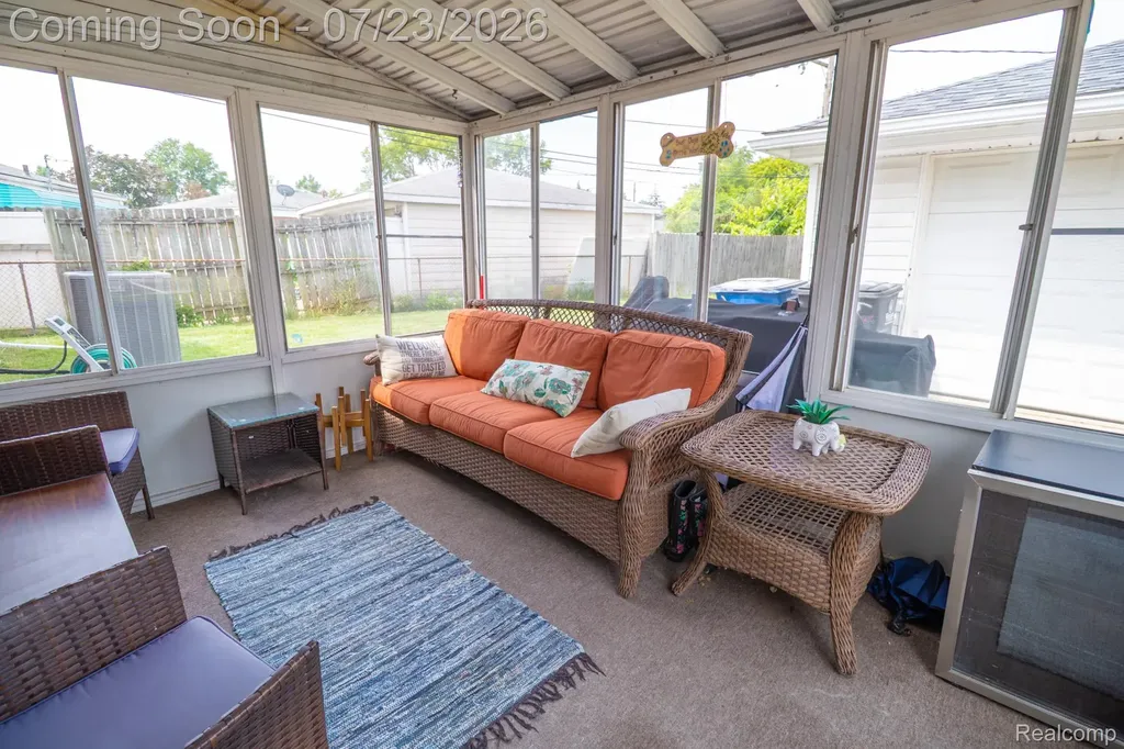 1582 Berkshire Street Westland City MI 48186