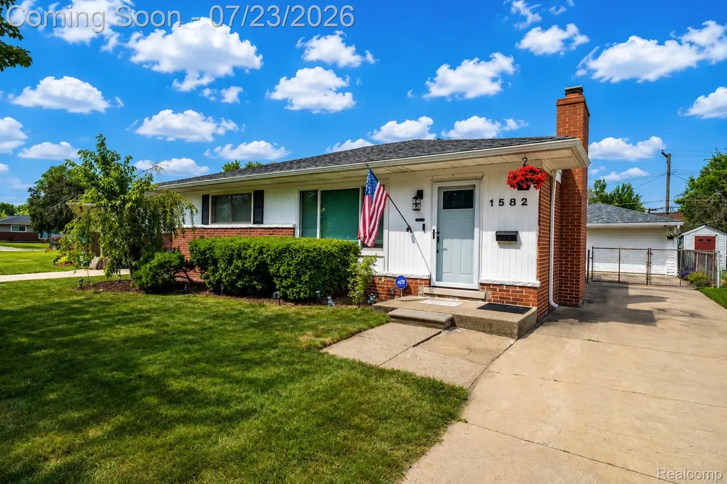 1582 Berkshire Street Westland City MI 48186