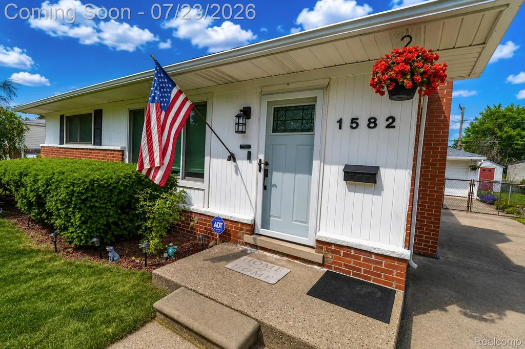 1582 Berkshire Street Westland City MI 48186