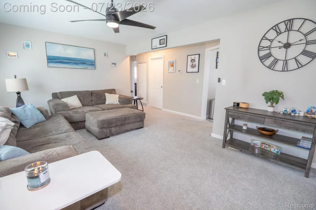 1582 Berkshire Street Westland City MI 48186