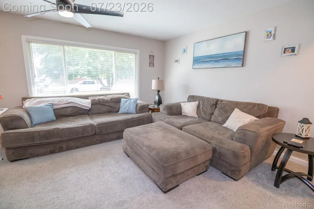 1582 Berkshire Street Westland City MI 48186