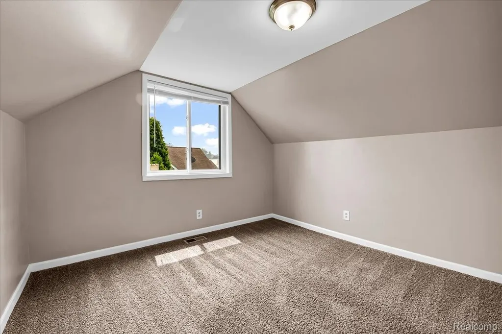 11653 Norborne Redford Charter Township MI 48239