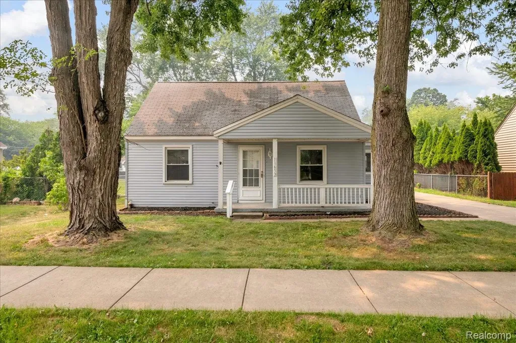 11653 Norborne Redford Charter Township MI 48239