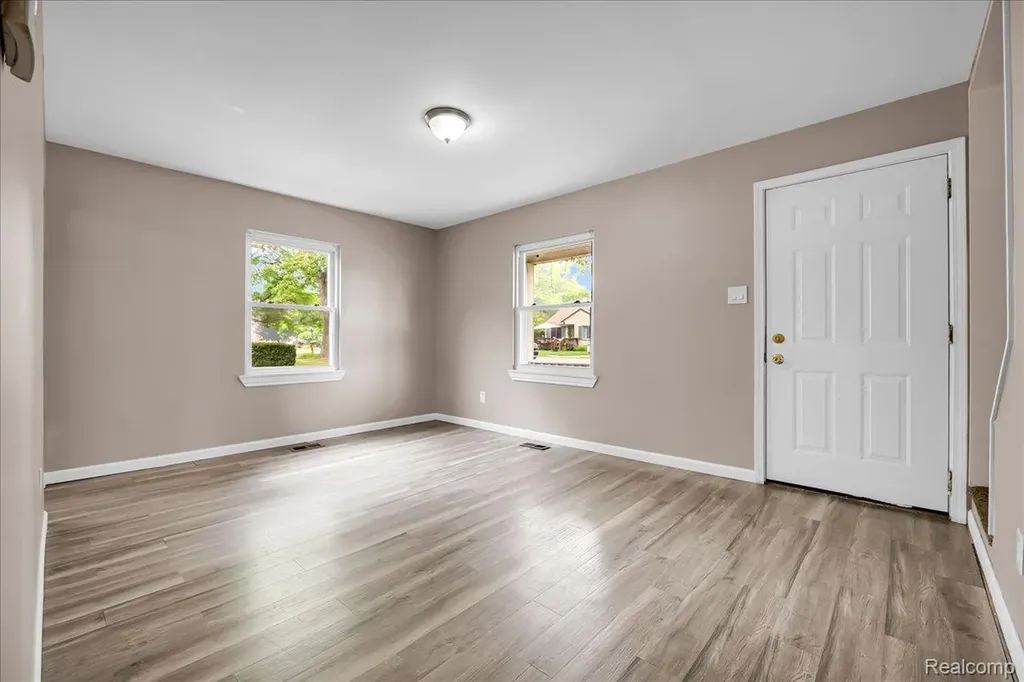 11653 Norborne Redford Charter Township MI 48239