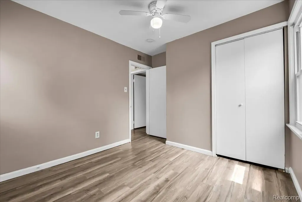 11653 Norborne Redford Charter Township MI 48239