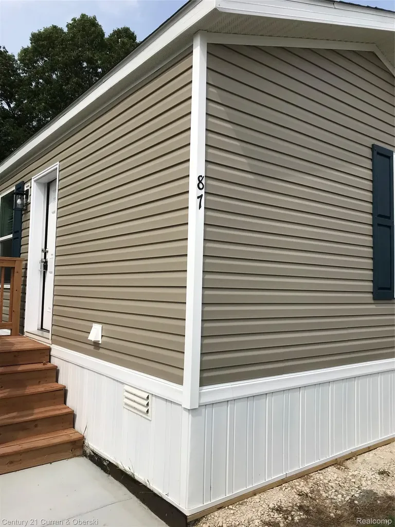 6564 E Michigan Avenue Saline City MI 48176