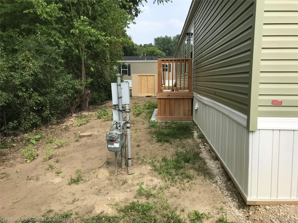 6564 E Michigan Avenue Saline City MI 48176