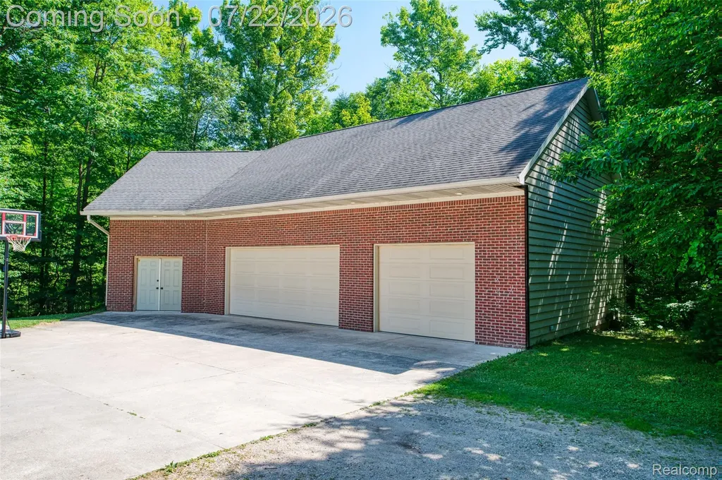 2280 Bullard Road Hartland Township MI 48353