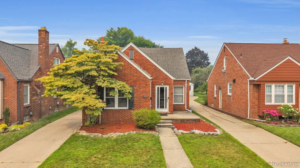 811 Mayburn Street Dearborn City MI 48128