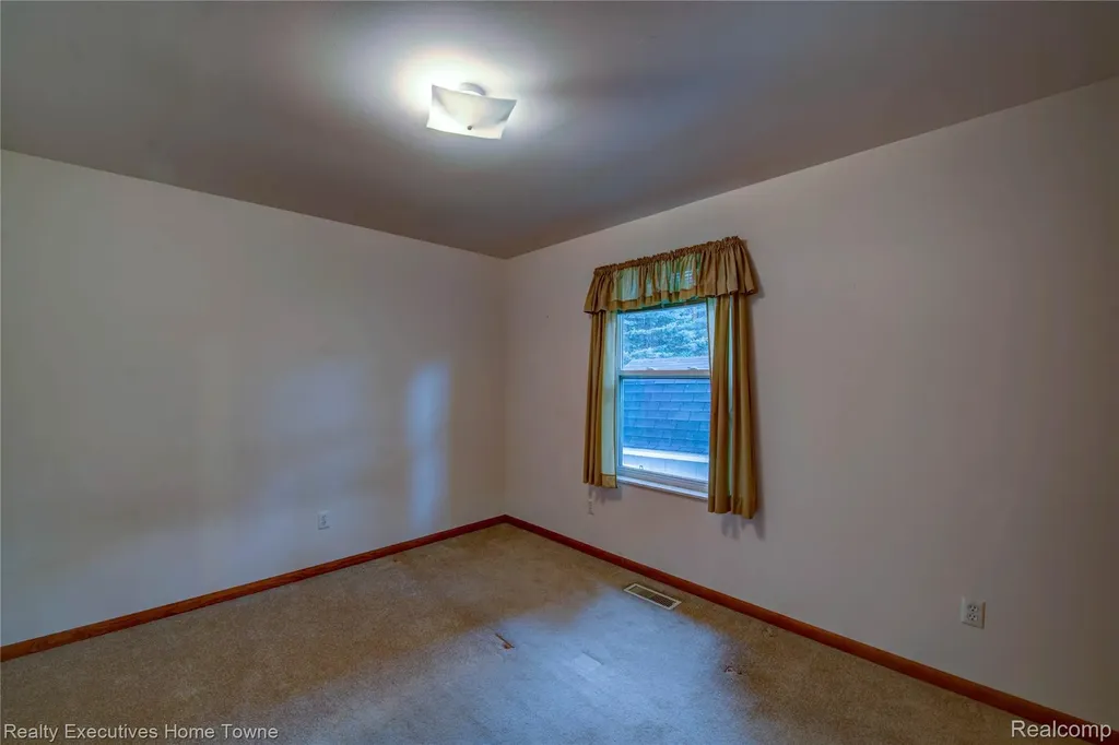 3232 Elecia Drive Port Huron Charter Township MI 48060