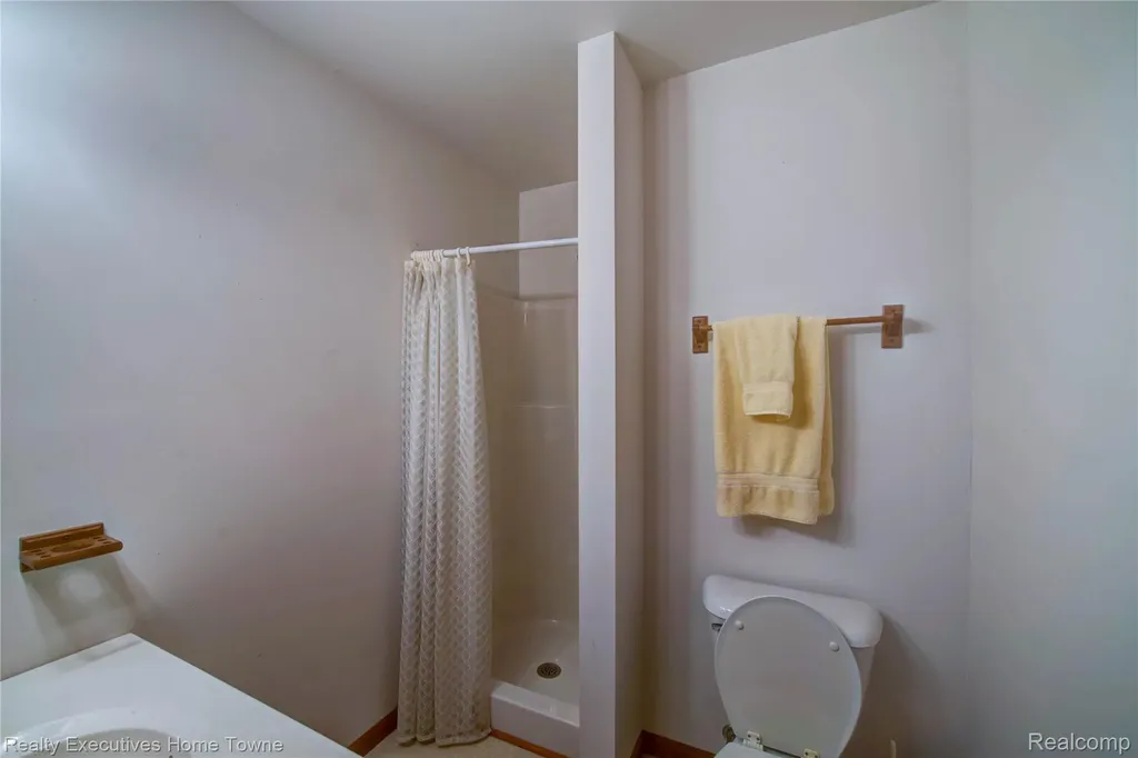 3232 Elecia Drive Port Huron Charter Township MI 48060