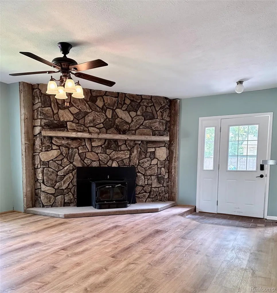 129 Morrow Street Comstock Charter Township MI 49048