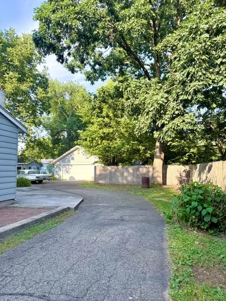 129 Morrow Street Comstock Charter Township MI 49048