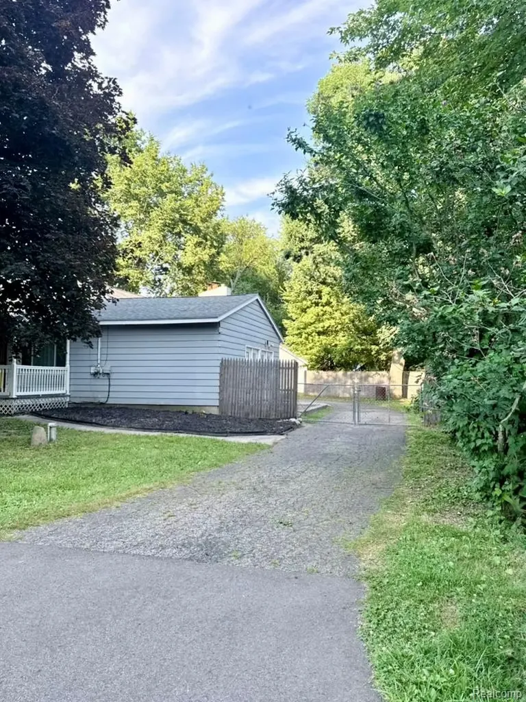 129 Morrow Street Comstock Charter Township MI 49048