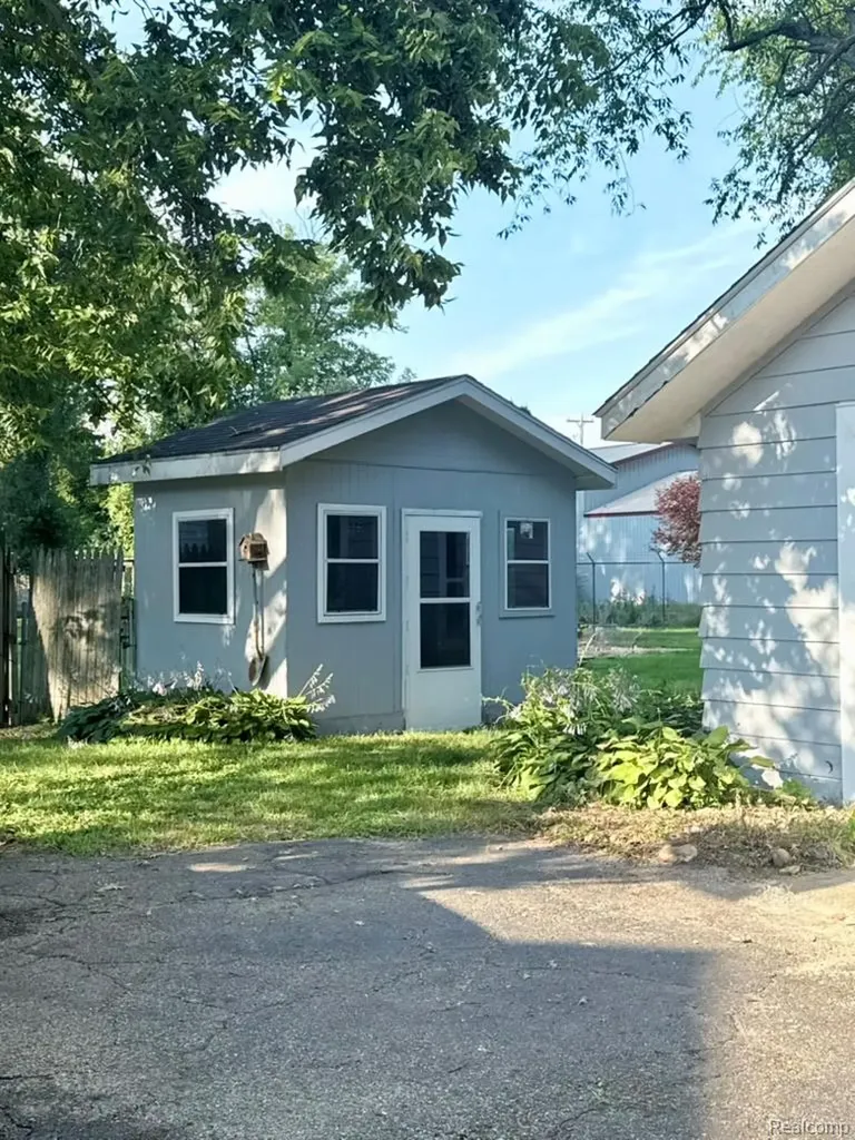 129 Morrow Street Comstock Charter Township MI 49048