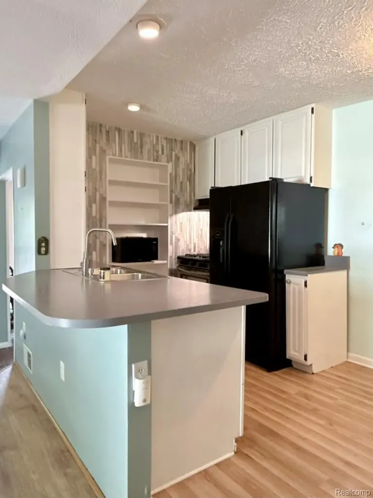 129 Morrow Street Comstock Charter Township MI 49048