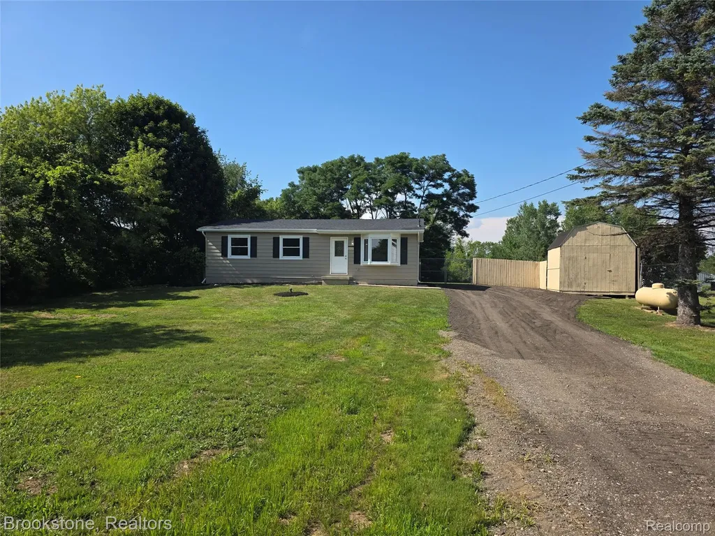 6428 Cook Road Mundy Township MI 48473