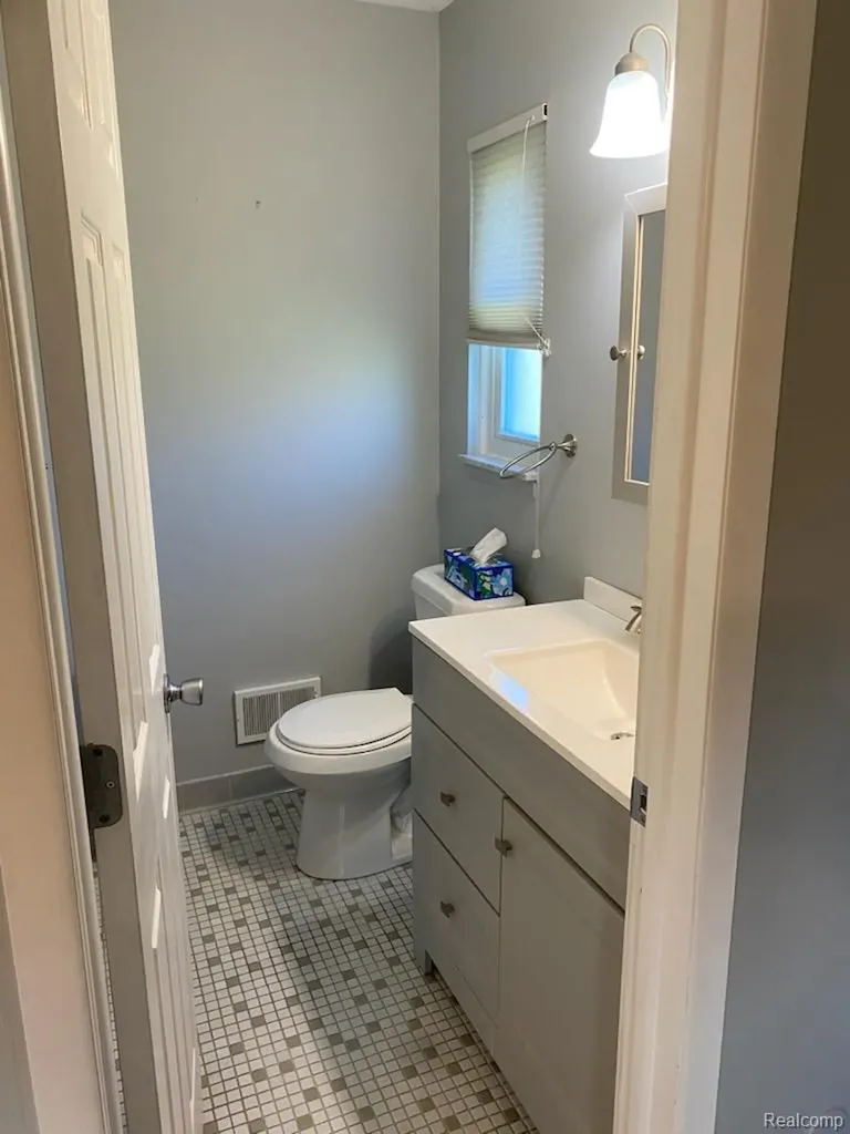 20404 Birch Meadow Drive Clinton Charter Township MI 48036