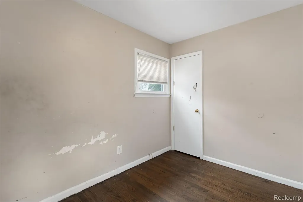 336 Sherbourne Street Inkster City MI 48141
