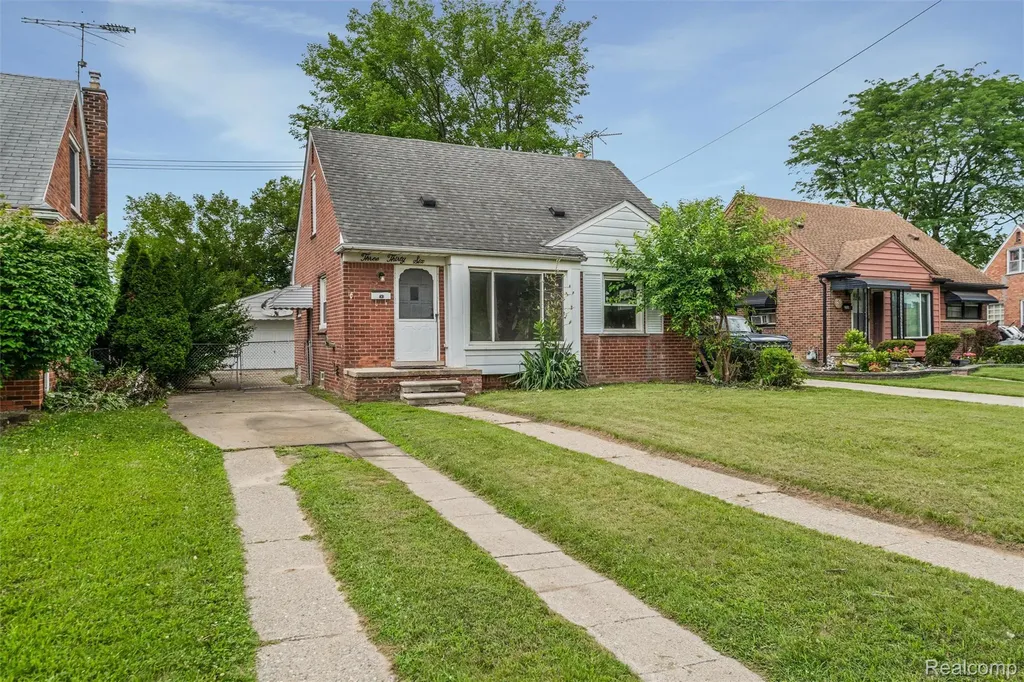 336 Sherbourne Street Inkster City MI 48141