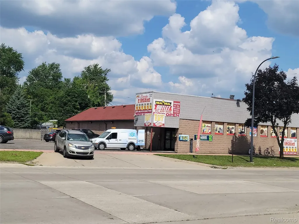 4650 S Beech Daly Street Dearborn Heights City MI 48125
