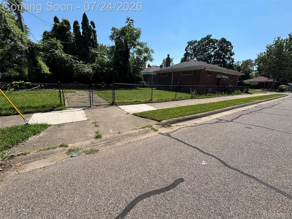 12930 Hazelton Street Detroit City MI 48223