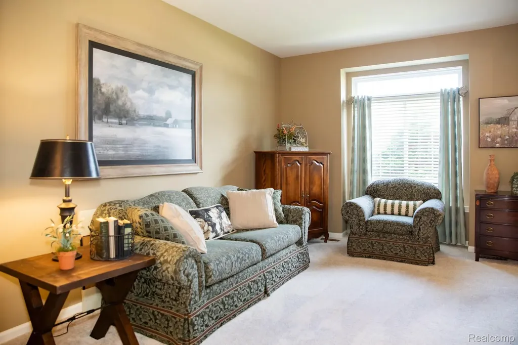 25663 Pond View Drive Huron Charter Township MI 48164