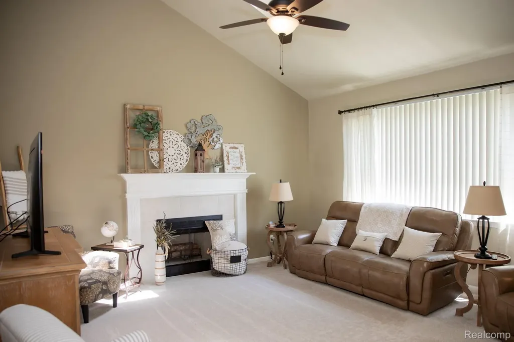 25663 Pond View Drive Huron Charter Township MI 48164