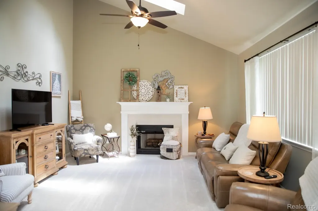 25663 Pond View Drive Huron Charter Township MI 48164