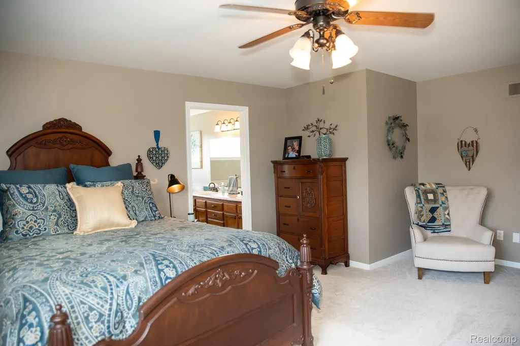 25663 Pond View Drive Huron Charter Township MI 48164