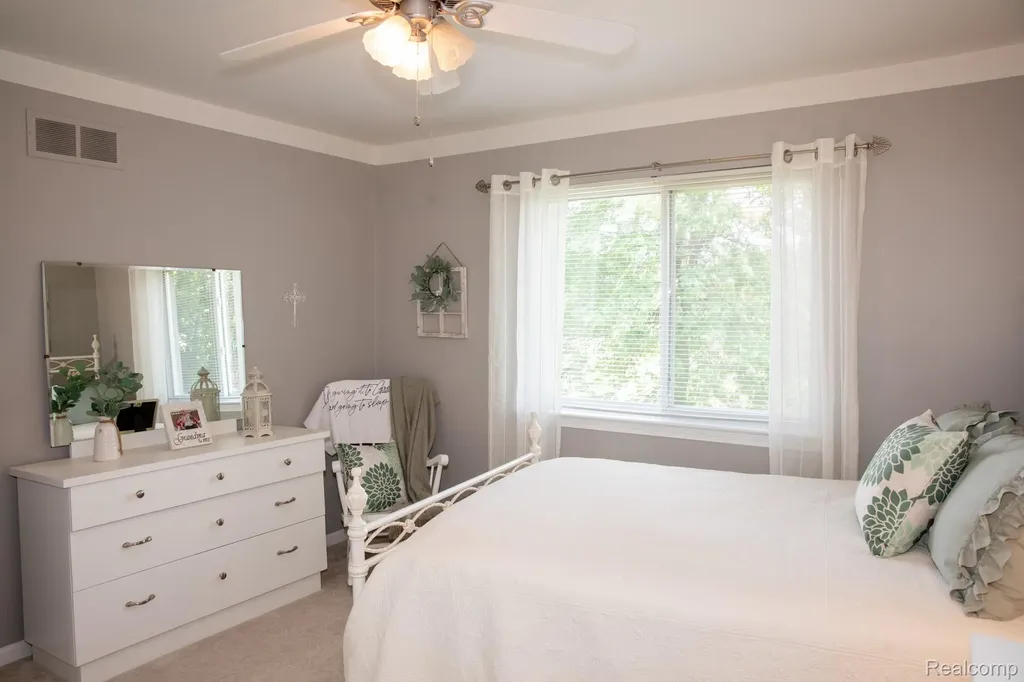 25663 Pond View Drive Huron Charter Township MI 48164