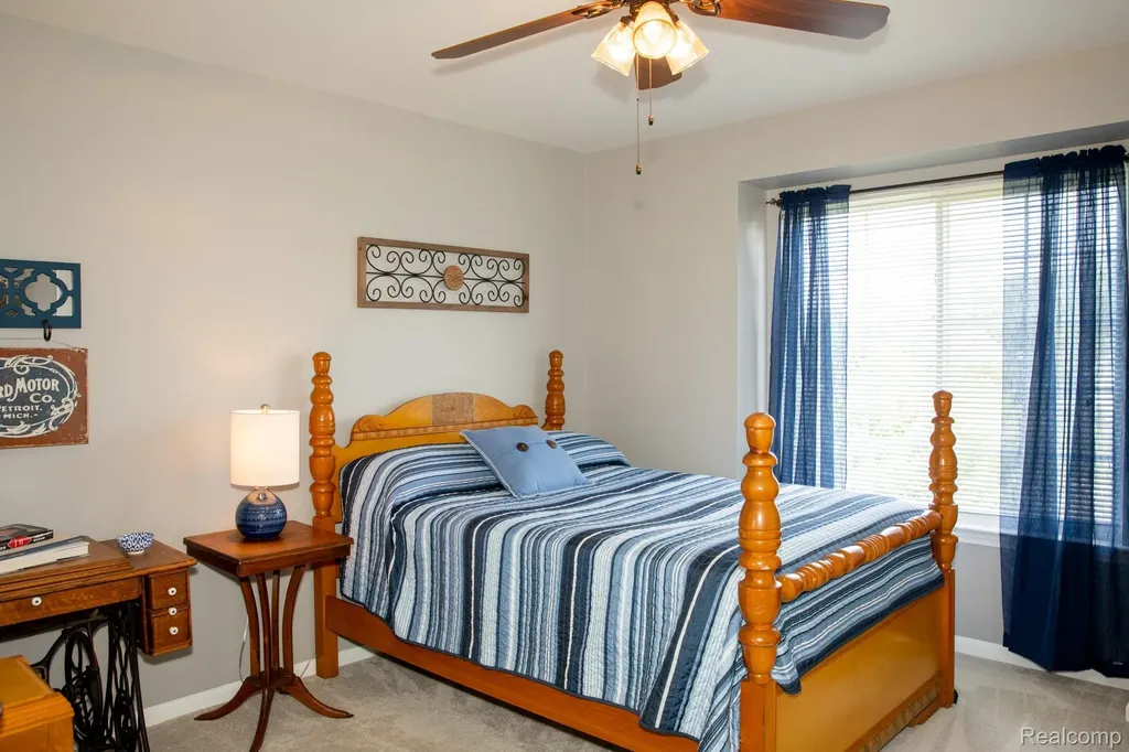 25663 Pond View Drive Huron Charter Township MI 48164