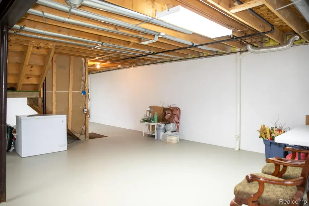 25663 Pond View Drive Huron Charter Township MI 48164