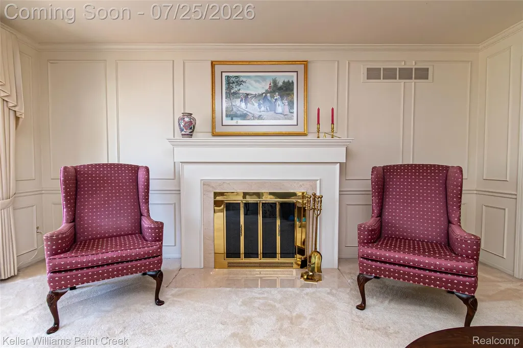 44333 Pentwater Drive Clinton Charter Township MI 48038