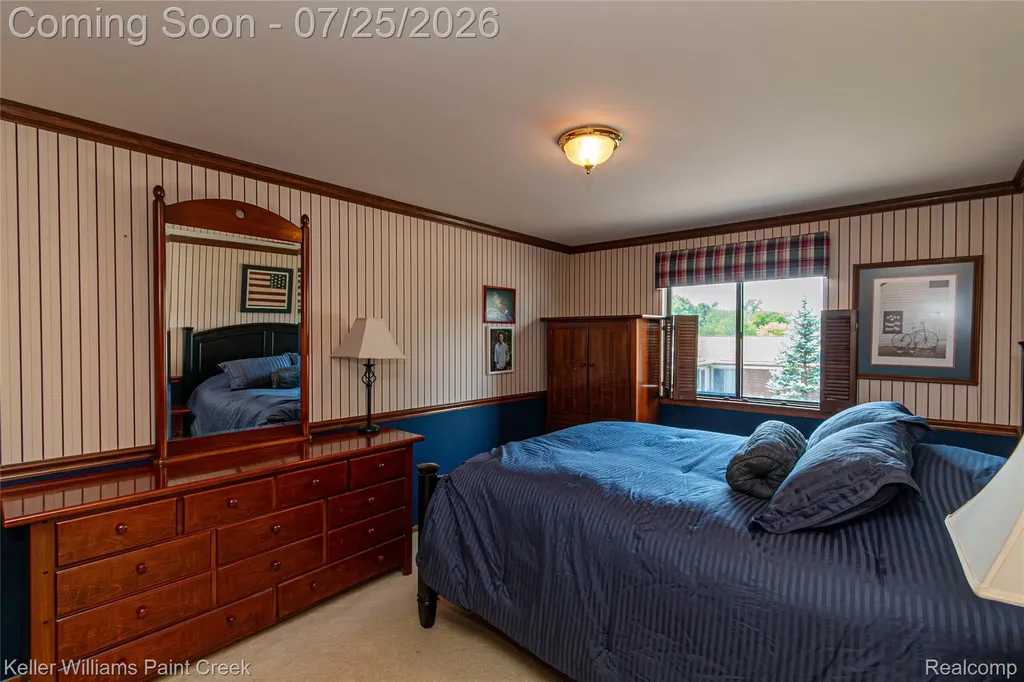 44333 Pentwater Drive Clinton Charter Township MI 48038