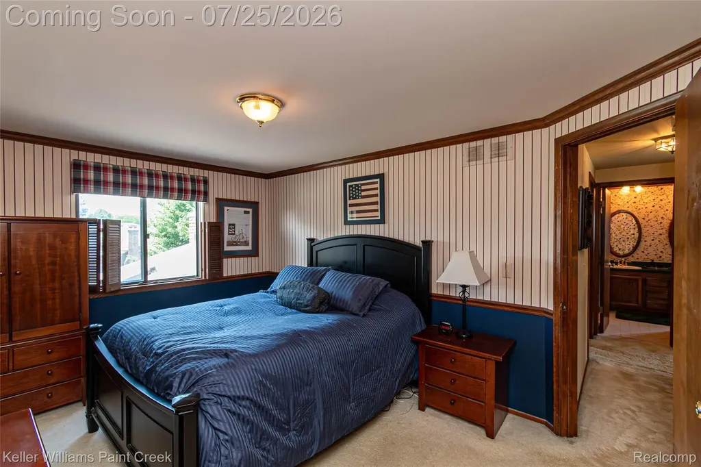 44333 Pentwater Drive Clinton Charter Township MI 48038