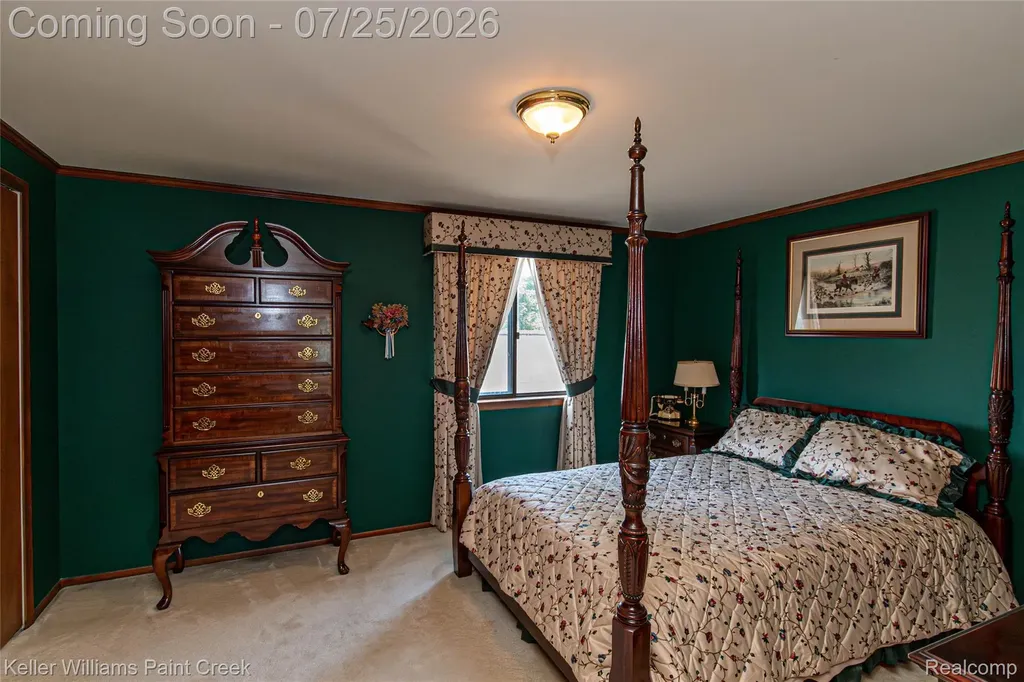 44333 Pentwater Drive Clinton Charter Township MI 48038