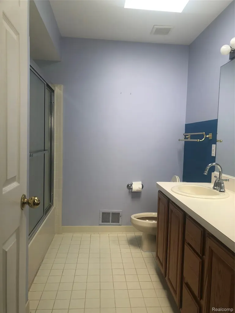 40745 N Northville Trail Northville City MI 48168