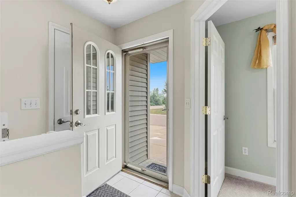 7027 Stratford Lane Flushing Charter Township MI 48433