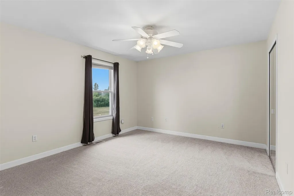 7027 Stratford Lane Flushing Charter Township MI 48433
