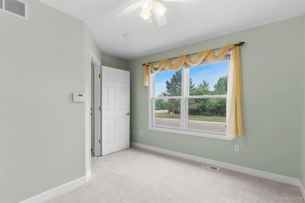 7027 Stratford Lane Flushing Charter Township MI 48433