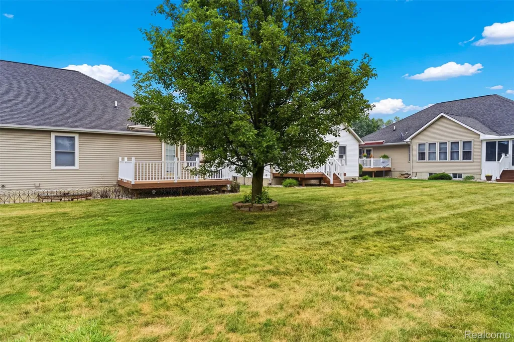 7027 Stratford Lane Flushing Charter Township MI 48433