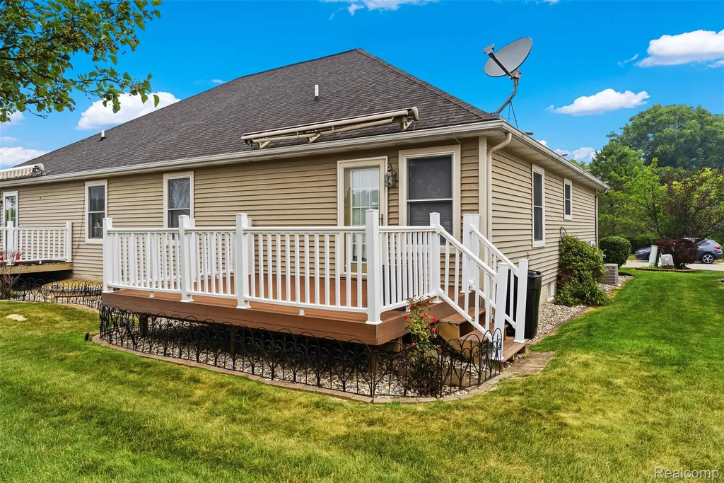 7027 Stratford Lane Flushing Charter Township MI 48433