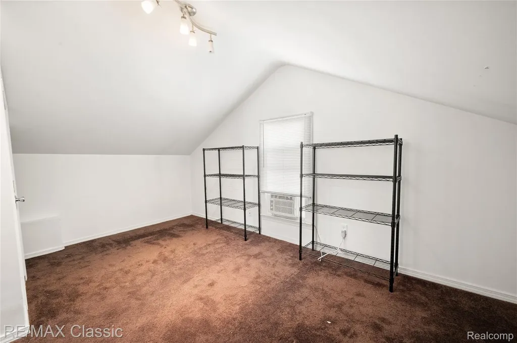 28411 Eldorado Place Lathrup Village City MI 48076